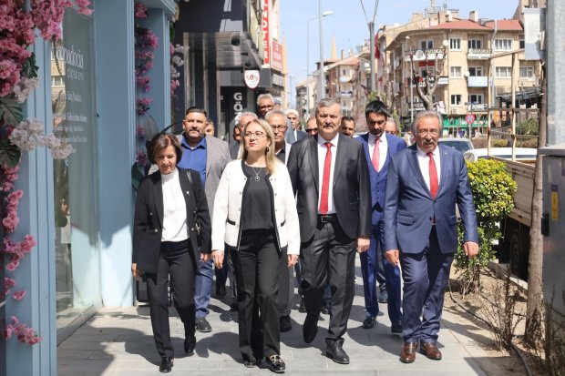 Belediye Başkanımız Sayın Mustafa Kenan Sarıtaş, Nevşehir Vilayetler Evi'nde gerçekleştirilen il protokolü bayramlaşma programına katıldı.