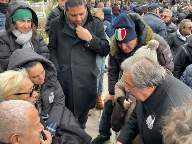Belediye Başkanımız Sn. Mustafa Kenan Sarıtaş, Edip Akbayram’ın cenaze törenine katıldı.