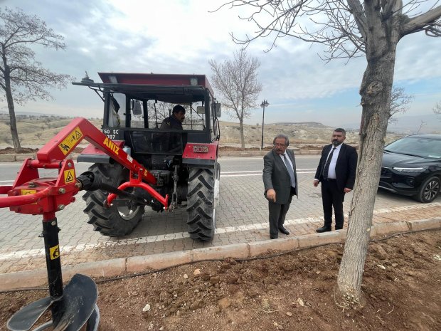 Belediye Başkanımız Sayın Mustafa Kenan Sarıtaş, ilçemiz genelinde belediyemiz tarafından yürütülen çalışmaları yerinde inceledi.