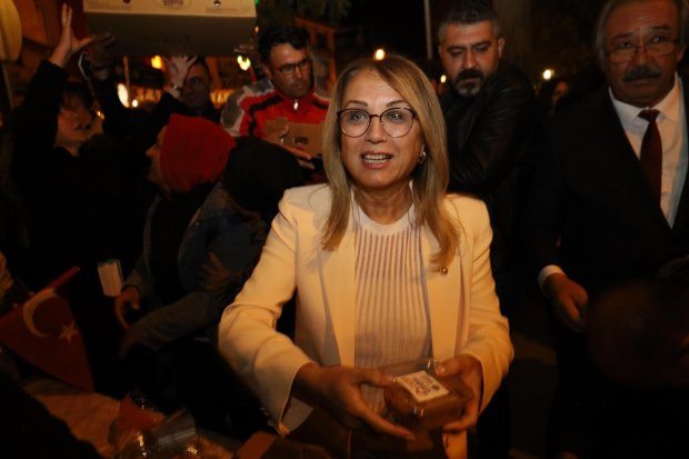 29 Ekim Cumhuriyet Bayramı kutlamaları kapsamında, Fener Alayı ve Kortej Yürüyüşü Gerçekleştirildi
