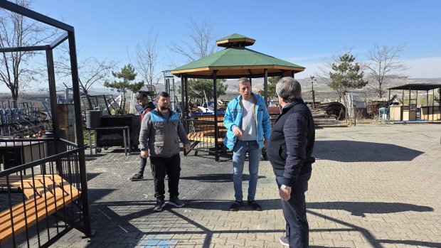 BELEDİYE BAŞKANIMIZ HAFTASONU ÇALIŞMALARI SAHADA İNCELEDİ