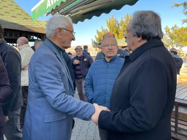 Belediye Başkanımız, Avanos Altın Tuğla Fabrikası Sahibi Hayırsever İş İnsanı Hacı Ahmet Aykaç’ın cenaze merasimine katıldı.