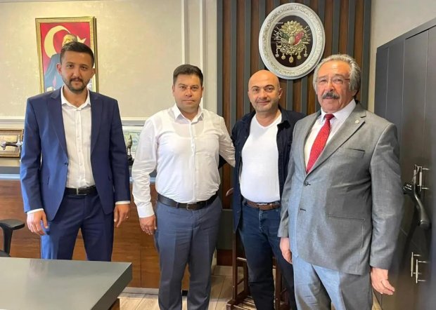 Belediye Başkanımız, Enerji nakil hatlarının kaldırılacağına yönelik resmi yazıyı elden teslim aldı.