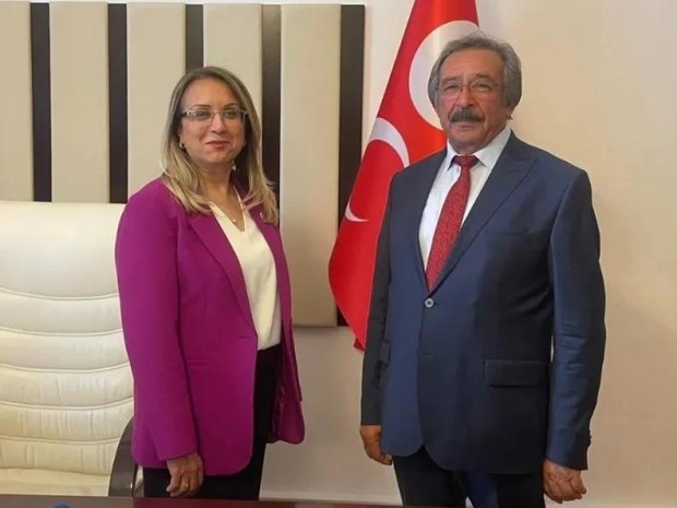 Başkan Sarıtaş TBMM 'de “Yerel Yönetimlerde Mevzuat, Projeler, Çevre, İklim Değişikliği ve Siyasal İletişim Stratejisi” Toplantısına Katıldı.