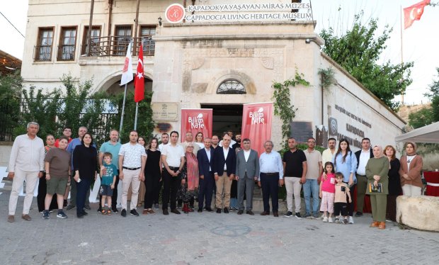 Nevşehir Hacı Bektaş Veli Üniversitesi (NEVÜ) bünyesinde kurulan Bilim İletişim Ofisi tarafından düzenlenen "Bilim Kafe" etkinliğinin ilki gerçekleştirildi.