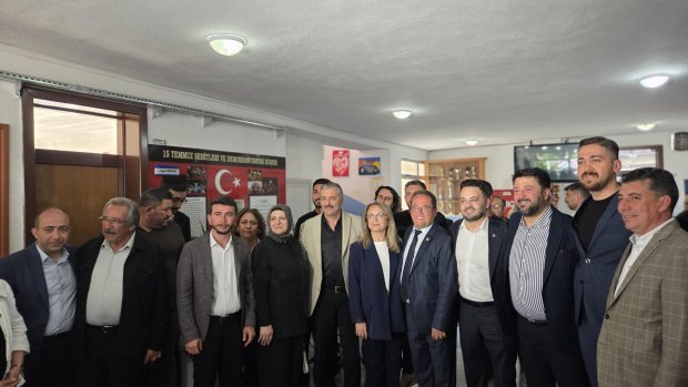 MUSTAFAPAŞA’DA TARİHİ ZAFER: MUSTAFA ÖZER HALKIN GÜÇLÜ DESTEĞİYLE BELEDİYE BAŞKANI SEÇİLDİ