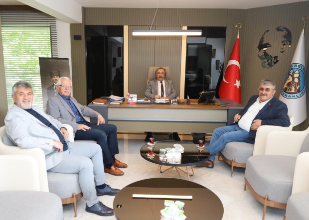 Belediye Başkanımız Sn. Mustafa Kenan Sarıtaş'a Hayırlı Olsun Ziyaretleri Devam Ediyor