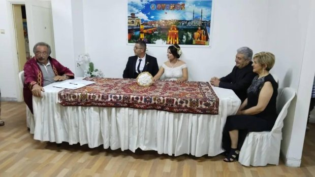 Belediye Başkanımız Mustafa Kenan Sarıtaş, belediye personelleri Yaşar Göçmen ve Buket Balta’nın nikahlarını kıydı.