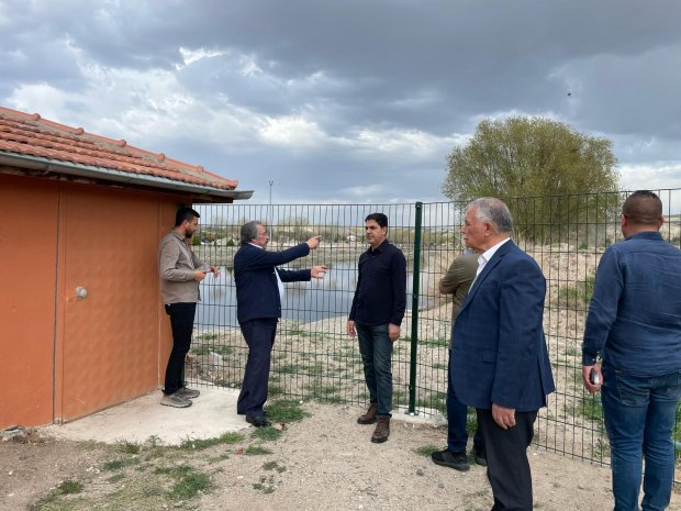 Kızılırmak yatağında iş makineleri ile gerçekleştirilecek olan ıslah çalışmalarıyla birlikte nehir yatağı temizlenerek, görüntü kirliliği de ortadan kaldırılacak.