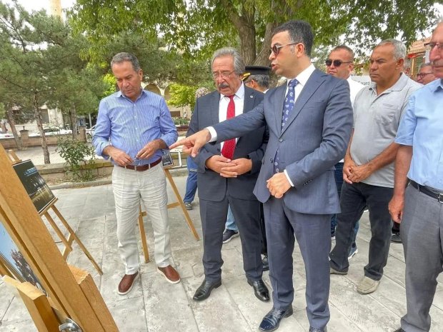 15 Temmuz Demokrasi ve Milli Birlik Günü Anma Programı Kapsamında İlçe Protokolümüzün Katılımı İle Fotoğraf Sergisinin Açılışını Yaptık