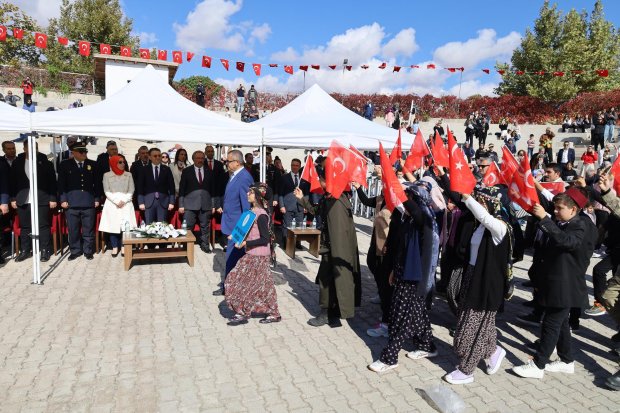 Cumhuriyet Bayramı Avanos’ta Coşkuyla Kutlandı