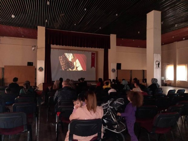 “Aya Sihirli Yolculuk'' isimli animasyon sinema filmi gösterime sunuldu.