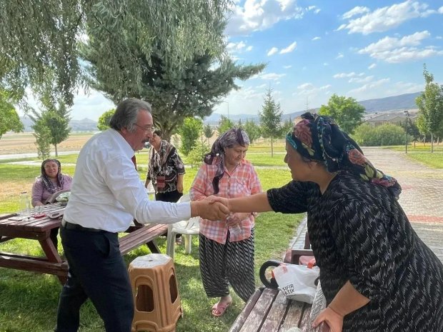 Avanos’umuzun değerli sakinleri ile güzel havayı değerlendirip, sohbetler ettik.