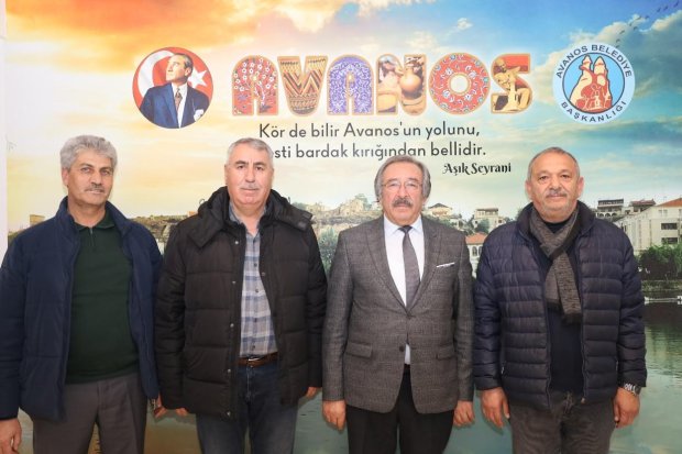 Önceki dönem Çat Belediye Başkanı Sn. İbrahim Ertürk, önceki dönem Çalış Belediye Başkanı Sn. Alparslan Özer ve Kışlalar Dernek Başkanı Sn. Ethem Demirdaş Belediye Başkanımız Sn. Mustafa Kenan Sarıtaş’ı ziyaret ettiler.