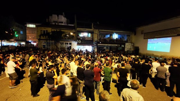 A Millî Futbol Takımımızı yürekten tebrik ediyoruz.