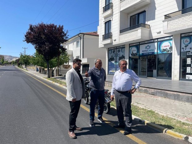 Belediye Başkanımız Sayın Mustafa Kenan Sarıtaş, belediyemiz tarafından ilçemiz genelinde yürütülen altyapı ve çevre düzenleme çalışmalarını sahada yerinde inceledi.