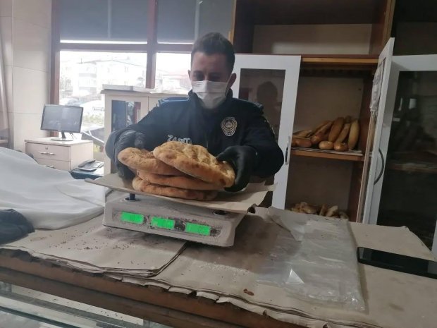 İlçemiz genelinde Zabıta Müdürlüğümüzce ekmek üretimi yapan fırınlarda denetim gerçekleştirildi.