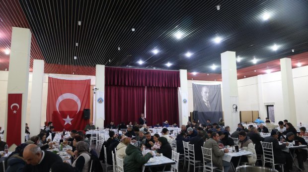 GELENEKSEL İFTAR SOFRAMIZDA İLK ORUÇ BİRLİKTE AÇILDI