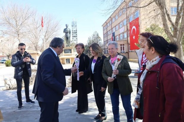 Belediye Başkanımız Sn. Mustafa Kenan Sarıtaş, 8 Mart Dünya Kadınlar Gününde Atatürkçü Düşünce Derneği Avanos Şubesi tarafından düzenlenen törene katıldı.