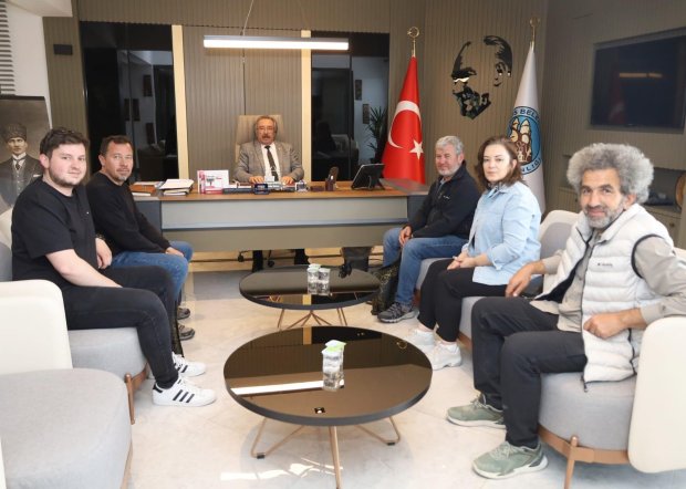 Belediye Başkanımız Sn Mustafa Kenan Sarıtaş'a Hayırlı Olsun Ziyaretleri Devam Ediyor.