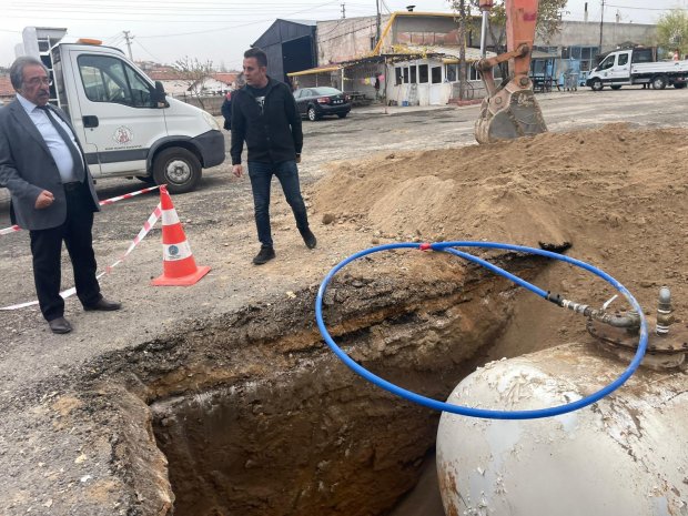 Belediye Başkanımız Sayın Mustafa Kenan Sarıtaş, belediyemize bağlı sanayi iş ocaklarında sürdürülen çalışmaları yerinde inceleyerek denetimlerde bulundu.