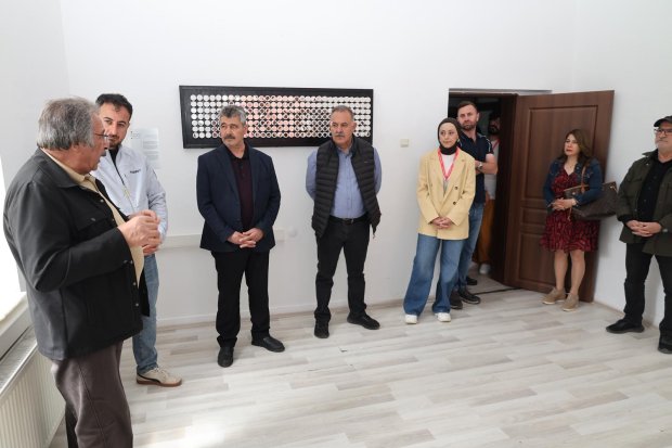 KAPADOKYA BİENALİ, DÜNYANIN DÖRT BİR YANINDAN SANAT ESERLERİNİ AVANOS’TA BULUŞTURDU