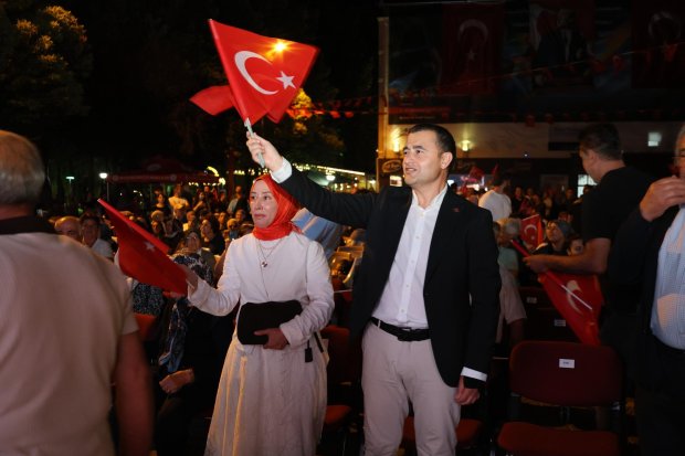 15 TEMMUZ DEMOKRASİ VE MİLLÎ BİRLİK GÜNÜ, İLÇEMİZDE BÜYÜK BİR COŞKU VE ANLAM YÜKLÜ BİR PROGRAMLA ANILDI