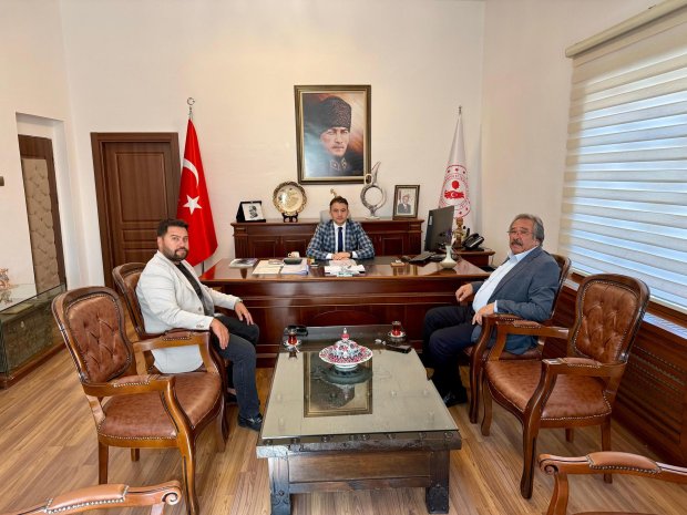 Belediye Başkanımız Sayın Mustafa Kenan Sarıtaş ve Avanos Kaymakamımız Sayın Osman Bilici, ilçemizde yürütülen çalışmalar ve devam eden projeler üzerine bir araya gelerek istişarelerde bulundular.