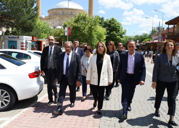 Milletvekilimiz Sayın Prof. Dr. Filiz KILIÇ, Belediye Başkanımızı Ziyaret Etti