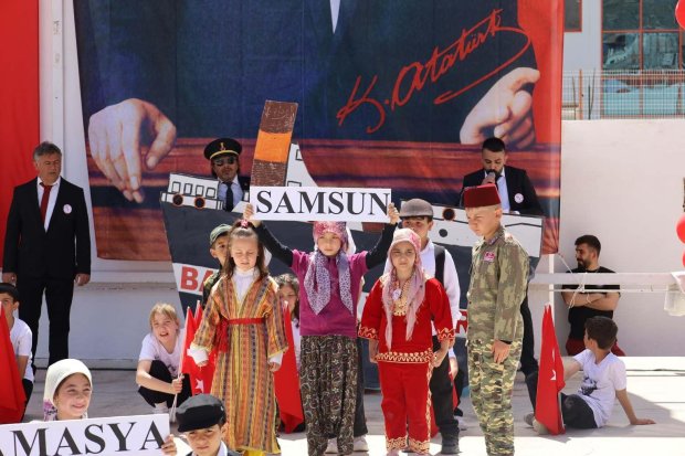 23 Nisan Ulusal Egemenlik ve Çocuk Bayramı Avanos’ta Coşkuyla Kutlandı