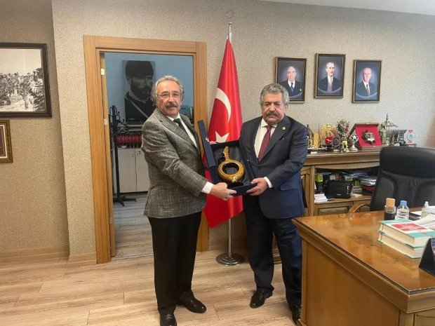 Belediye Başkanımız Sn. Mustafa Kenan Sarıtaş, Milliyetçi Hareket Partisi Genel Merkezi’ne ilk ziyaretini gerçekleştirdi.