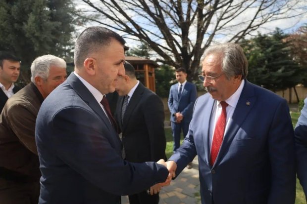Avanos’ta kurumlar arası resmi bayramlaşma programı gerçekleştirildi.