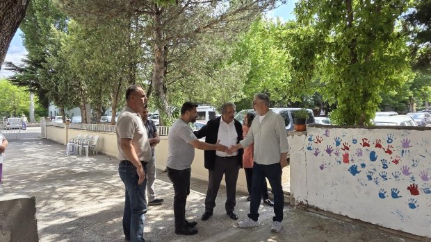ANAVATAN PARTİSİ ESKİ GENEL BAŞKANI VE GEÇMİŞ DÖNEM BAKANLARIMIZDAN SAYIN ERKAN MUMCU BELEDİYE BAŞKANIMIZI ZİYARET ETTİ