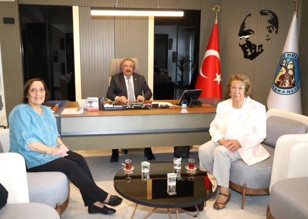 Belediye Başkanımız Sn Mustafa Kenan Sarıtaş'a Hayırlı Olsun Ziyaretleri Devam Ediyor