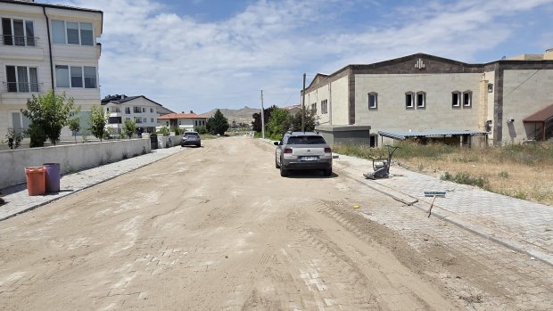 BELEDİYE BAŞKANIMIZ SAYIN MUSTAFA KENAN SARITAŞ SAHADA YÜRÜTÜLEN ÇALIŞMALARI YERİNDE İNCELEDİ