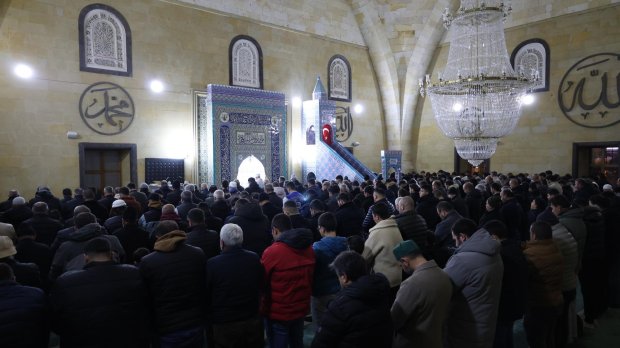 MİRAÇ KANDİLİ’NDE HEMŞEHRİLERİMİZLE GÖNÜL BİRLİĞİ