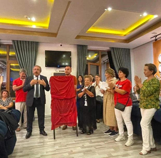 Belediye Başkanımız Mustafa Kenan Sarıtaş, Avanos Atatürkçü Düşünce Derneği tarafından düzenlenen 30 Ağustos Zafer Bayramı Yemeği’ne katıldı.