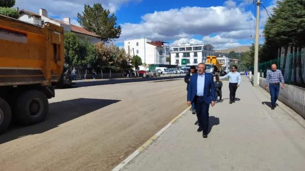 Belediye Başkanımız Mustafa Kenan Sarıtaş Otobüs Terminali ve Kapadokya Caddesindeki çalışmaları yerinde inceledi.