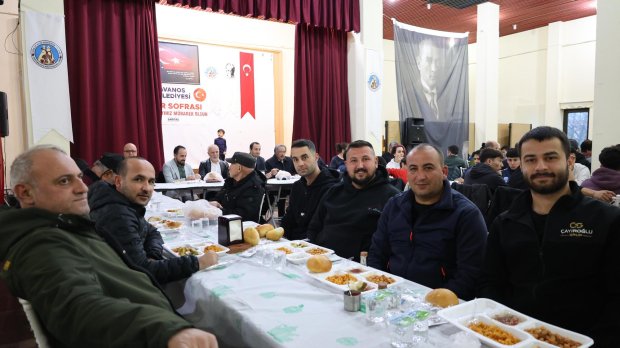 BELEDİYE BAŞKANIMIZ MUSTAFA KENAN SARITAŞ, İFTAR SOFRASINDA HEMŞEHRİLERİYLE BULUŞTU