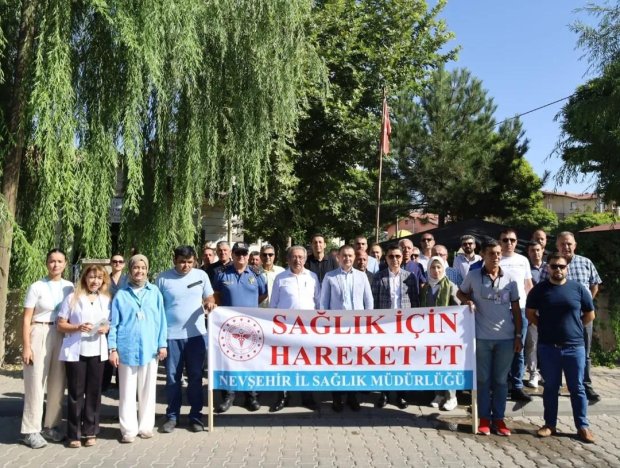 3-9 Eylül Halk Sağlığı Haftası münasebetiyle düzenlenen “Sağlık İçin Hareket et ” yürüyüş etkinliği gerçekleştirildi.