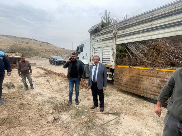 Belediye Başkanımız Sayın Mustafa Kenan Sarıtaş, belediyemize bağlı sanayi iş ocaklarında sürdürülen çalışmaları yerinde inceleyerek denetimlerde bulundu.