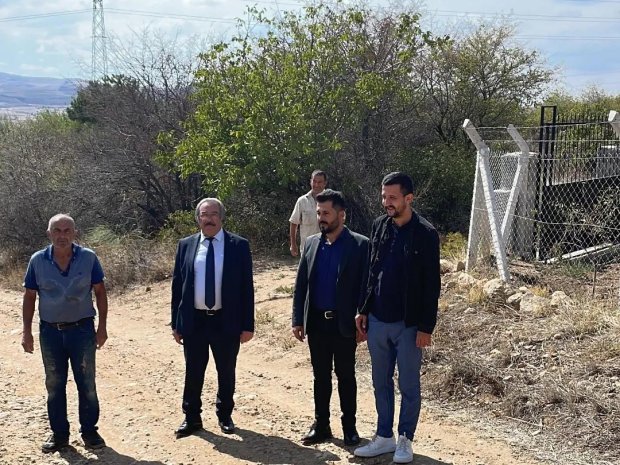 Köybağı, Sarıkaya, Abdalüstü, Çayyüzü ve Kayabaşı mevkilerine ve geniş bir yöreyi kapsayacak alana 3 adet trafo merkezi ile 180 adet aydınlatma direği bulunan enerji ve aydınlatma şebekesi yapımına başlanmıştır.