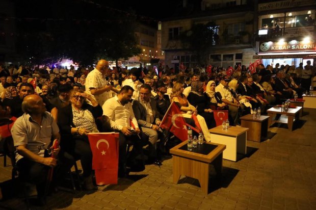 15 Temmuz Demokrasi ve Millî Birlik Günü, ilçemizde büyük bir coşku ve anlam yüklü bir programla anıldı.