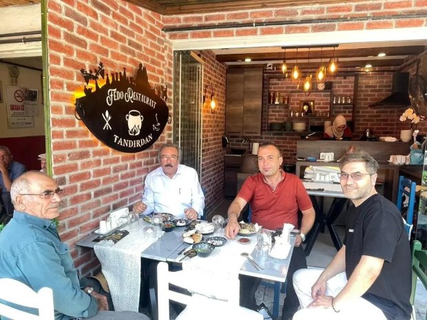 Belediye Başkanımız, Fedo Restorant’ı ziyaret ederek hayırlı olsun dileklerinde bulundu.