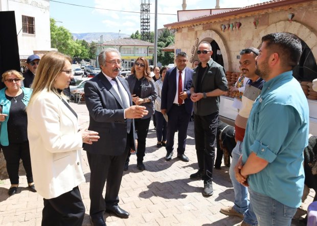 Milletvekilimiz Sayın Prof. Dr. Filiz KILIÇ, Belediye Başkanımızı Ziyaret Etti