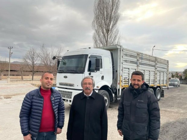 Belediyemiz araç envanterine 1 adet damperli kamyon temin edilerek araç filomuz dahada güçlendirildi.