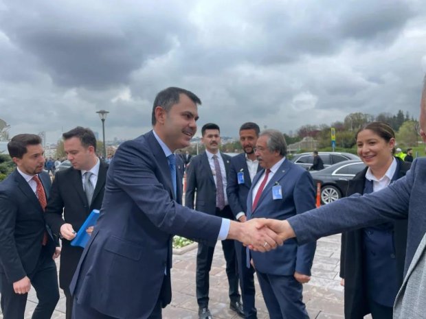 Avanos’a yeni hizmetler kazandırmak için çalışmalarını aralıksız sürdüren Belediye Başkanımız Sn. Mustafa Kenan Sarıtaş, Ankara’da Çevre, Şehircilik ve İklim Değişikliği Bakanımız Sn. Murat Kurum’u ziyaret etti.