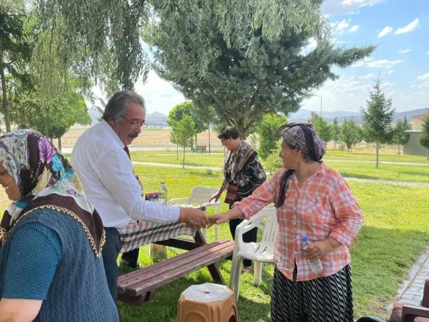 Avanos’umuzun değerli sakinleri ile güzel havayı değerlendirip, sohbetler ettik.