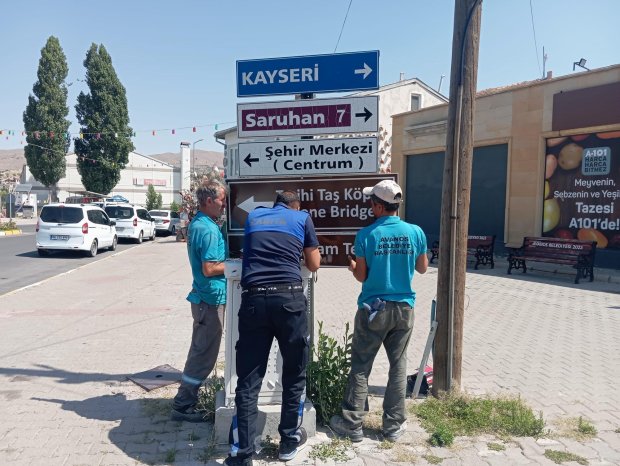 Tarihi ve Kültürel Değerlerimizi Gösteren Yön Tabelaları İlçemizin Girişlerine Yerleştirildi