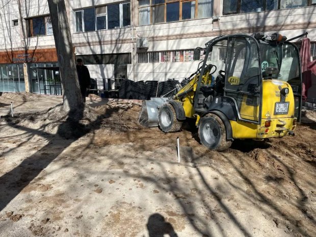 Belediye Başkanımız Sn. Mustafa Kenan Sarıtaş, Belediyemiz tarafından ilçemiz genelinde yürütülen çalışmaların ilerleyişini sahada takip ederek, incelemelerde bulundu.